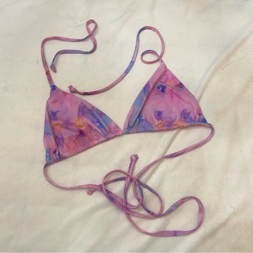 New! Frankie's Bikinis Pink Purple watercolor Floral Bikini top 1093
